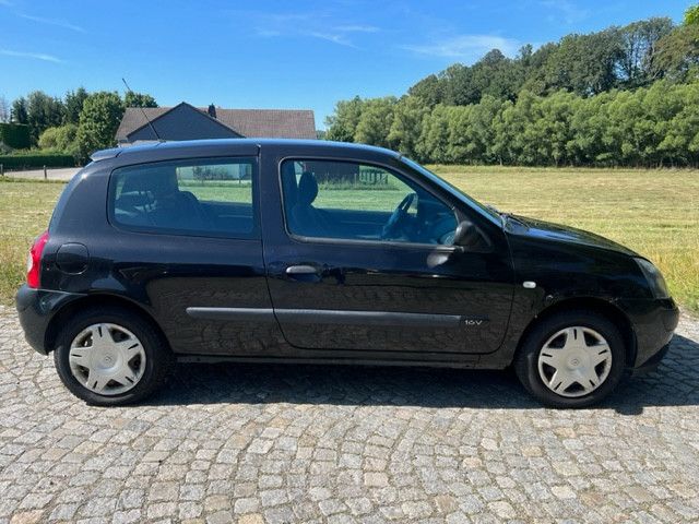 Fahrzeugabbildung Renault Clio II 16V Extreme *Zahnriemen NEU*HU/AU neu