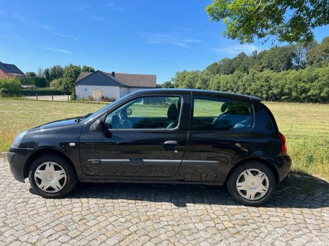 Fahrzeugabbildung Renault Clio II 16V Extreme *Zahnriemen NEU*HU/AU neu